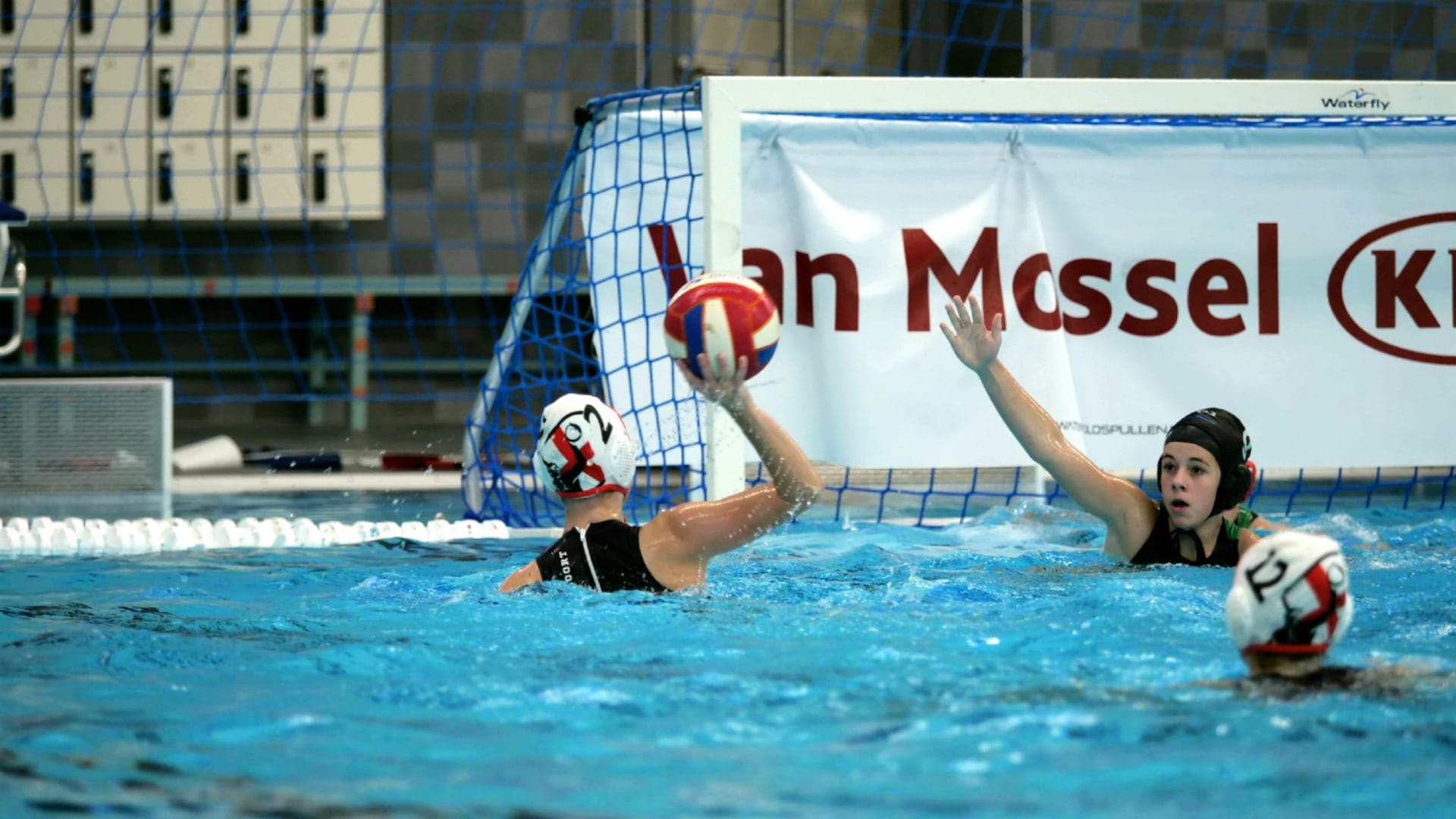 KARAKTERISTIEKEN EREDIVISIE B- & C- JEUGD | Waterpolo.nl